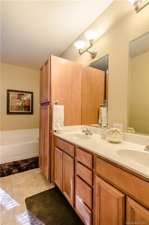 275 Newberry Drive - Photo 15