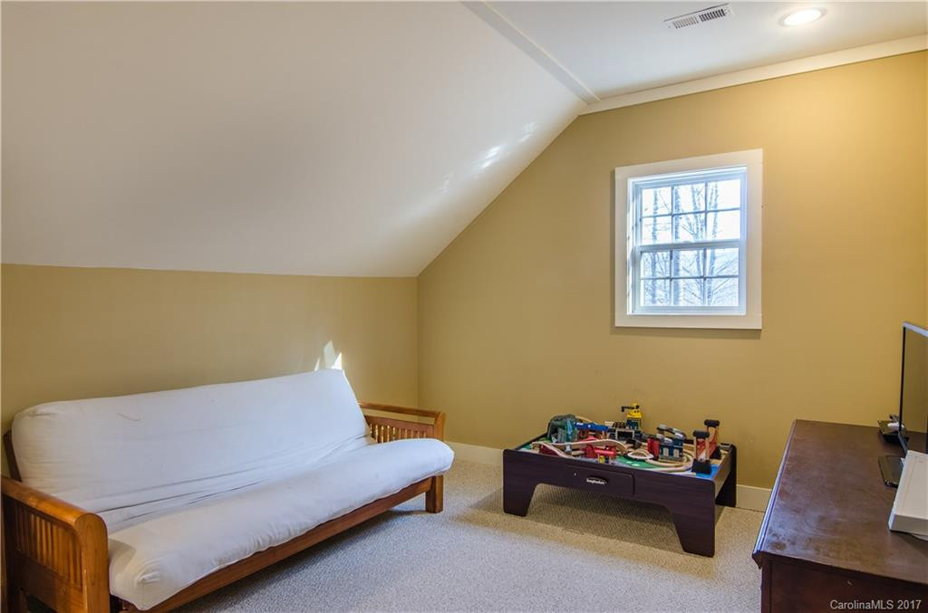 275 Newberry Drive - Photo 19