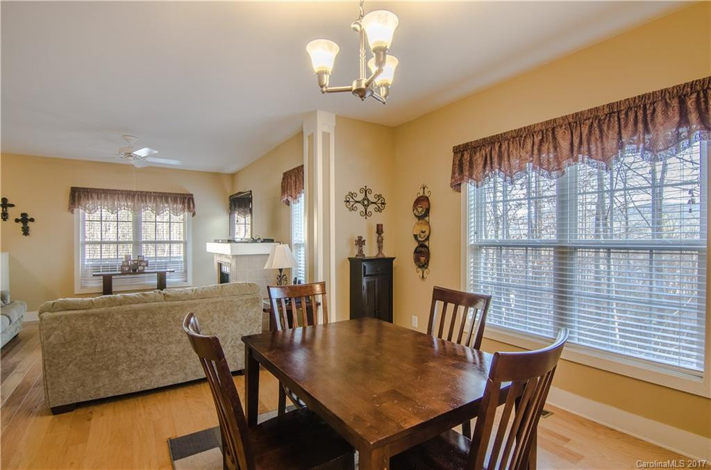 275 Newberry Drive - Photo 6