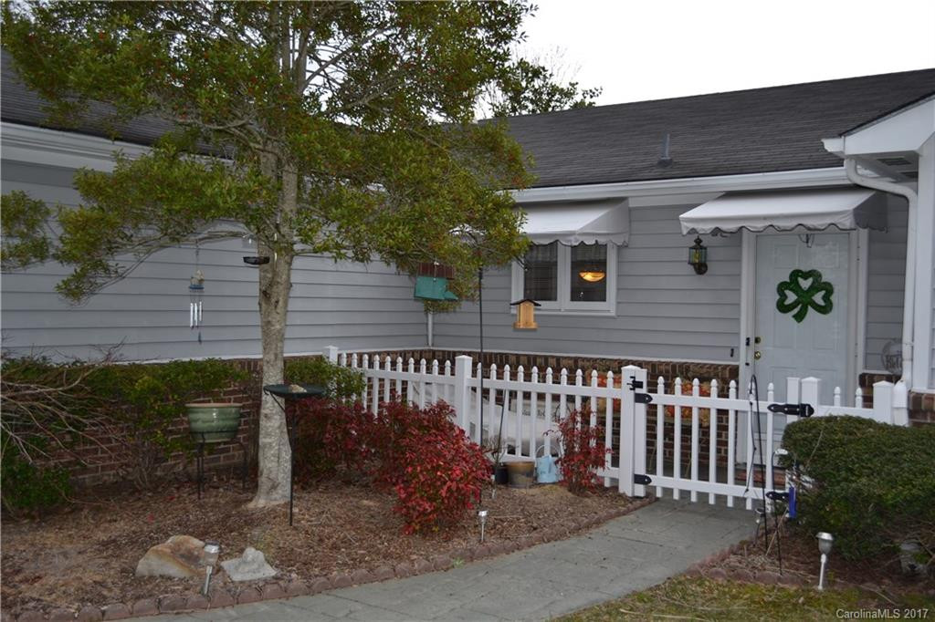 200 Dartcrest Drive - Photo 3