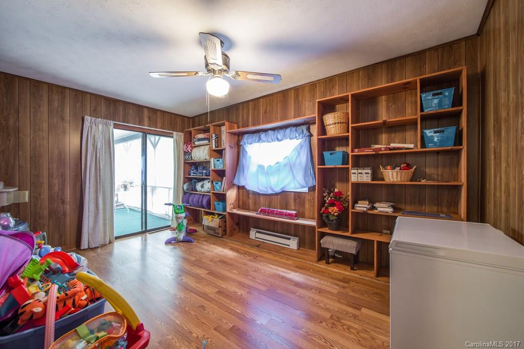 30 Parkwood Avenue - Photo 15