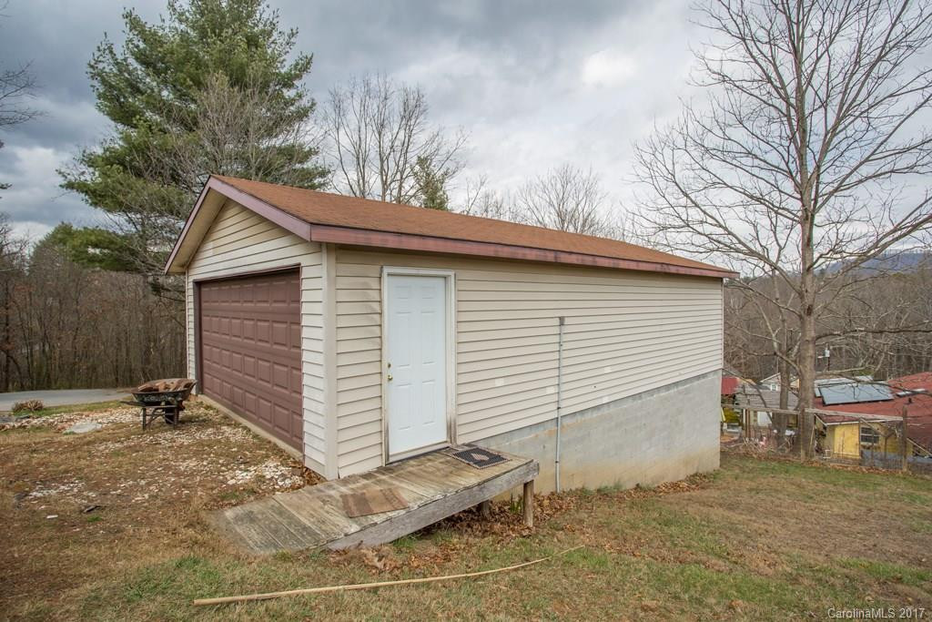 30 Parkwood Avenue - Photo 18