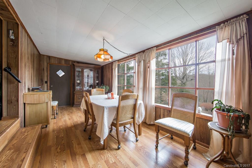 30 Parkwood Avenue - Photo 8
