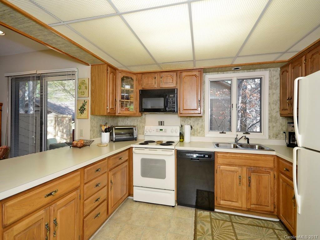 402 Water Oak Lane #402 - Photo 3