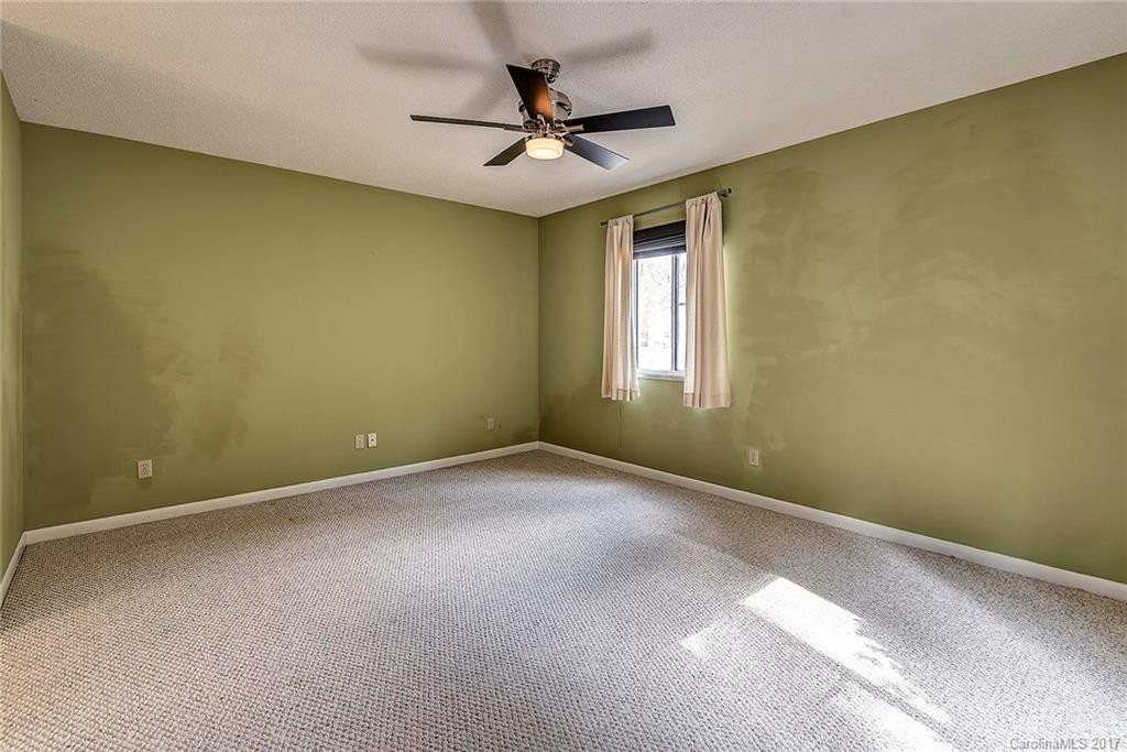 5 Stuart Circle - Photo 17