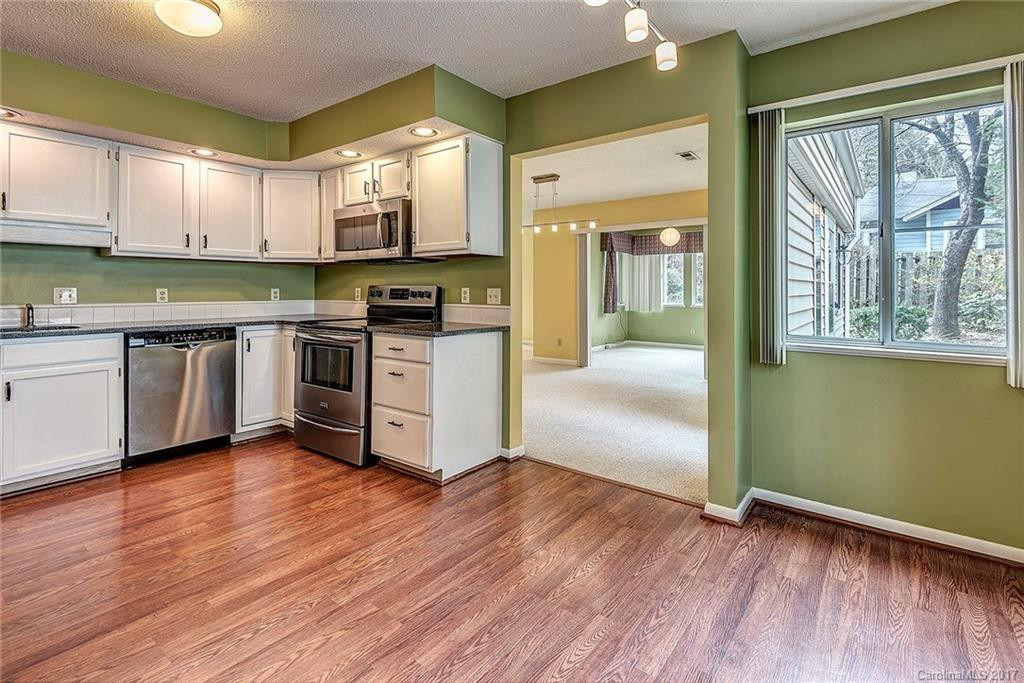 5 Stuart Circle - Photo 5
