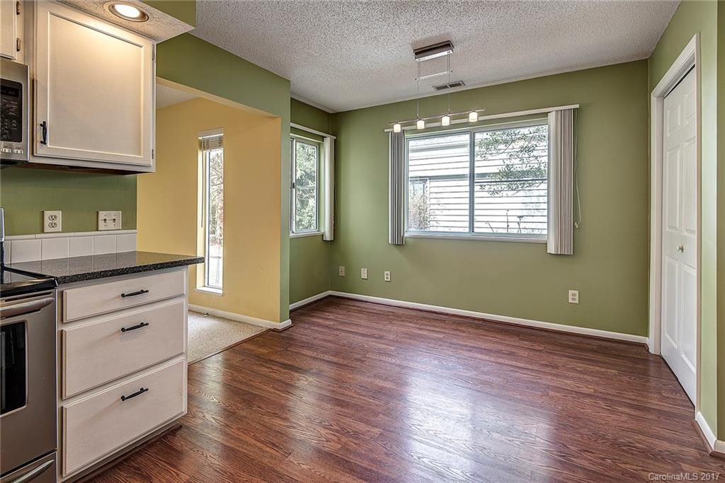 5 Stuart Circle - Photo 6