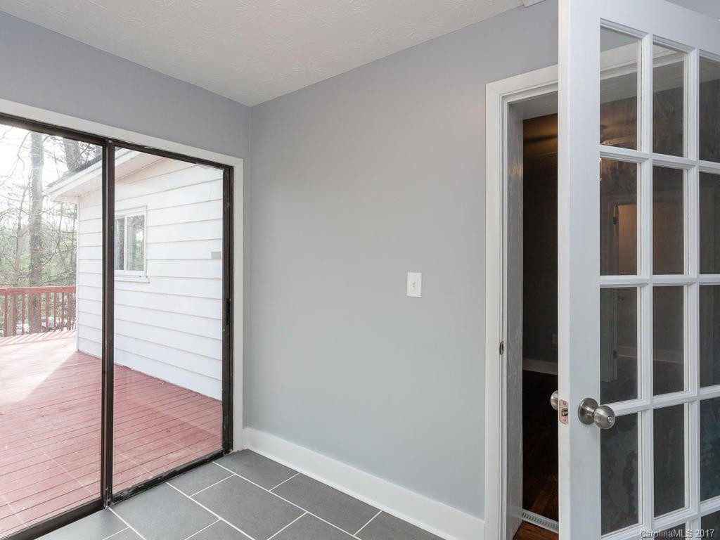 96 Madeline Avenue - Photo 13