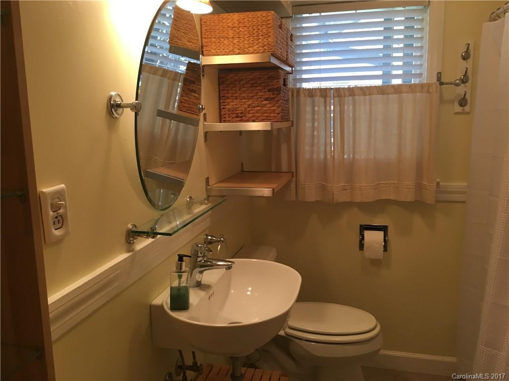 4 Glenway Drive - Photo 7