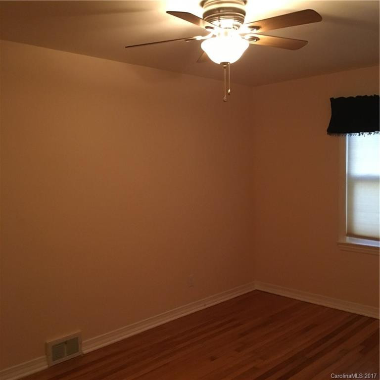4 Glenway Drive - Photo 8