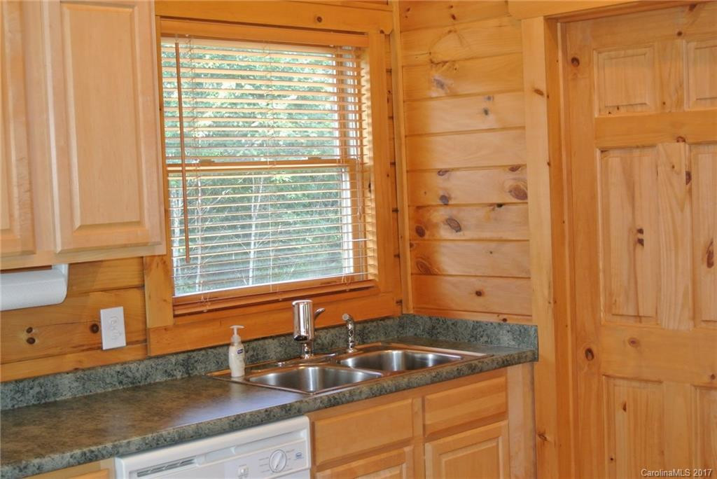 431 Cross Creek Drive - Photo 6