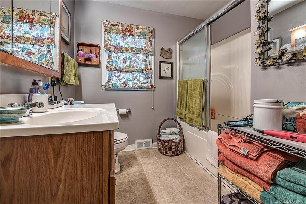 39 Avery Creek Road - Photo 13