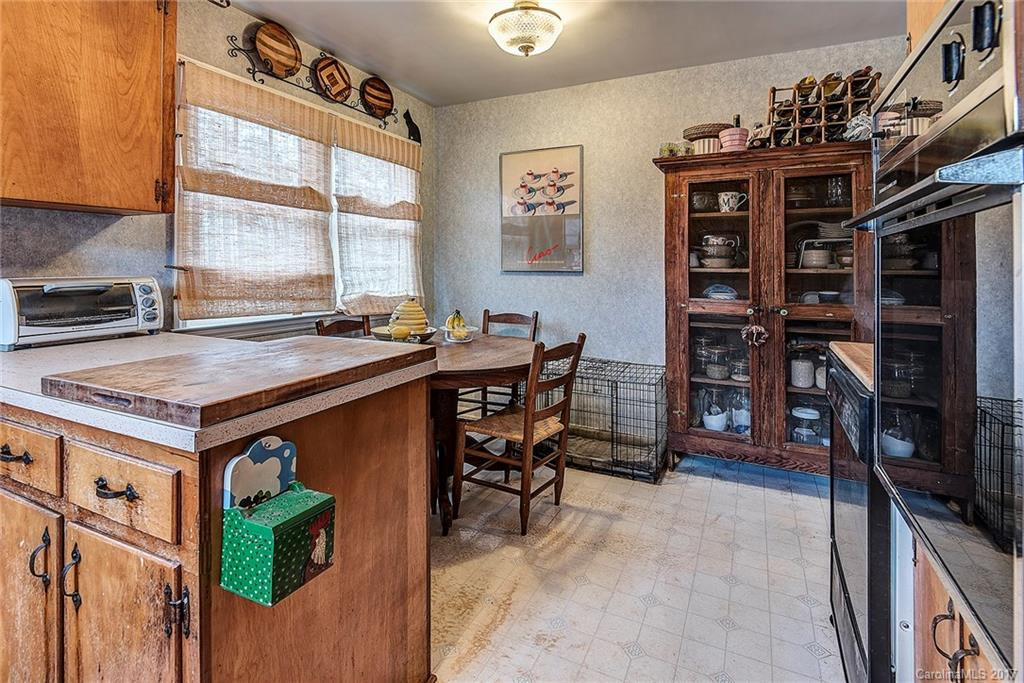 39 Avery Creek Road - Photo 10