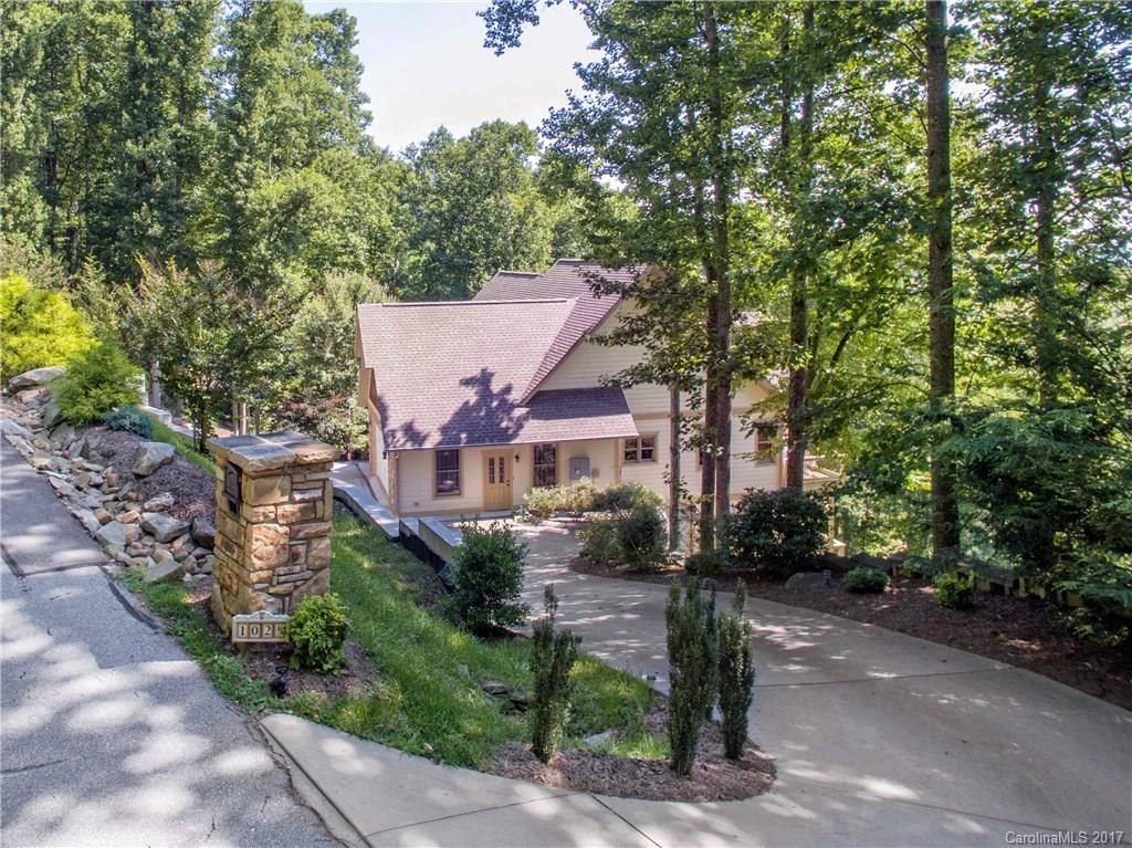 1025 High Vista Drive