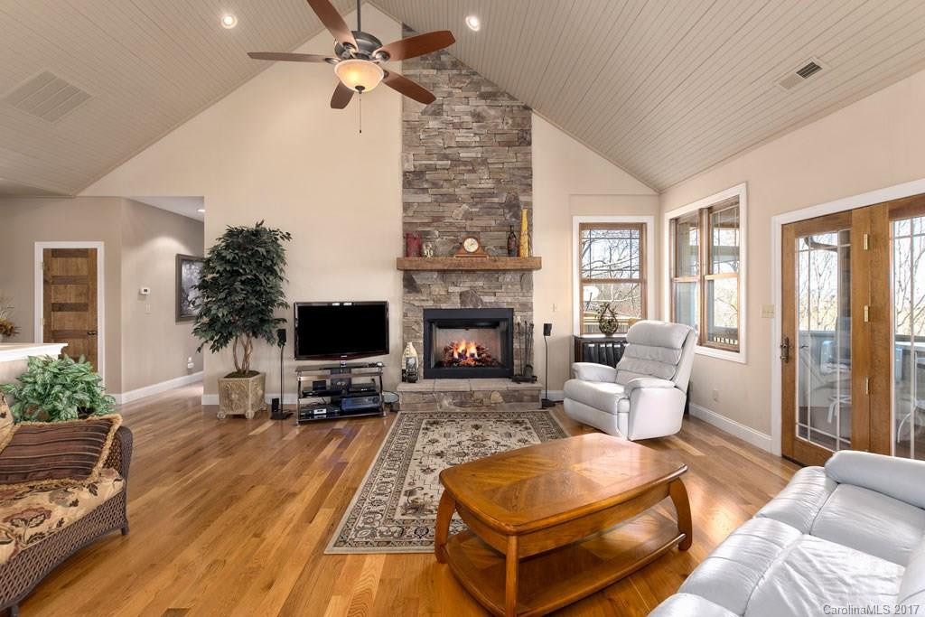 1025 High Vista Drive - Photo 3