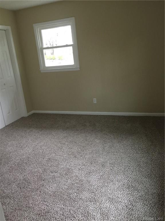 208 Clover Drive - Photo 11