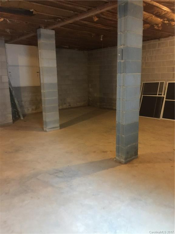 208 Clover Drive - Photo 12
