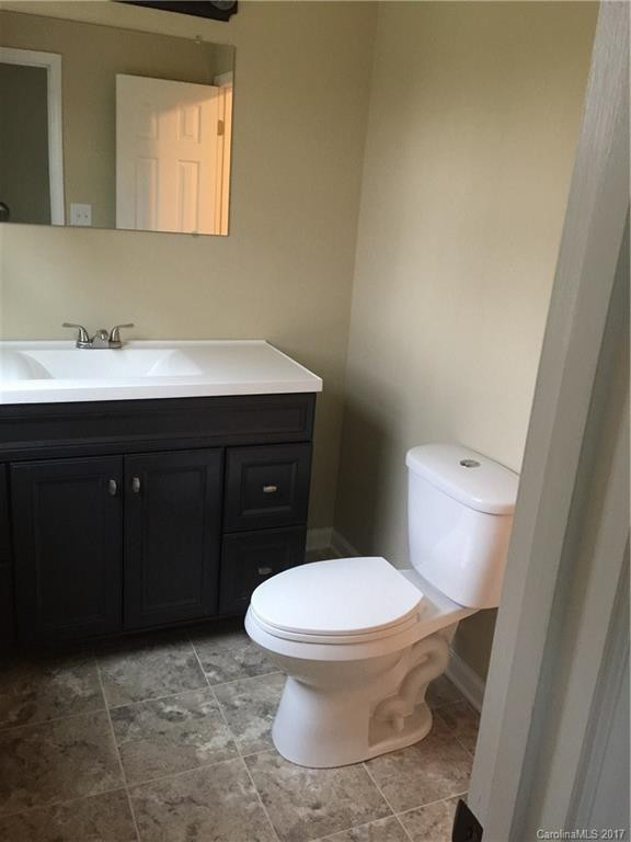 208 Clover Drive - Photo 17
