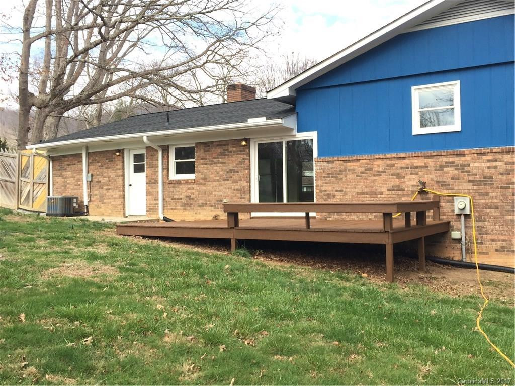 208 Clover Drive - Photo 5