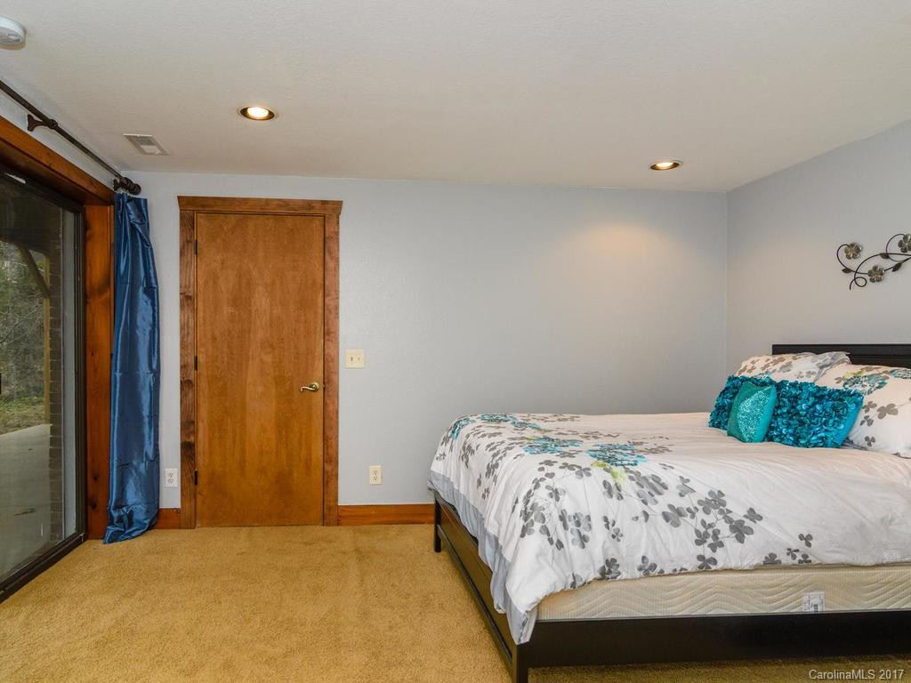 720 Greenwood Drive - Photo 15