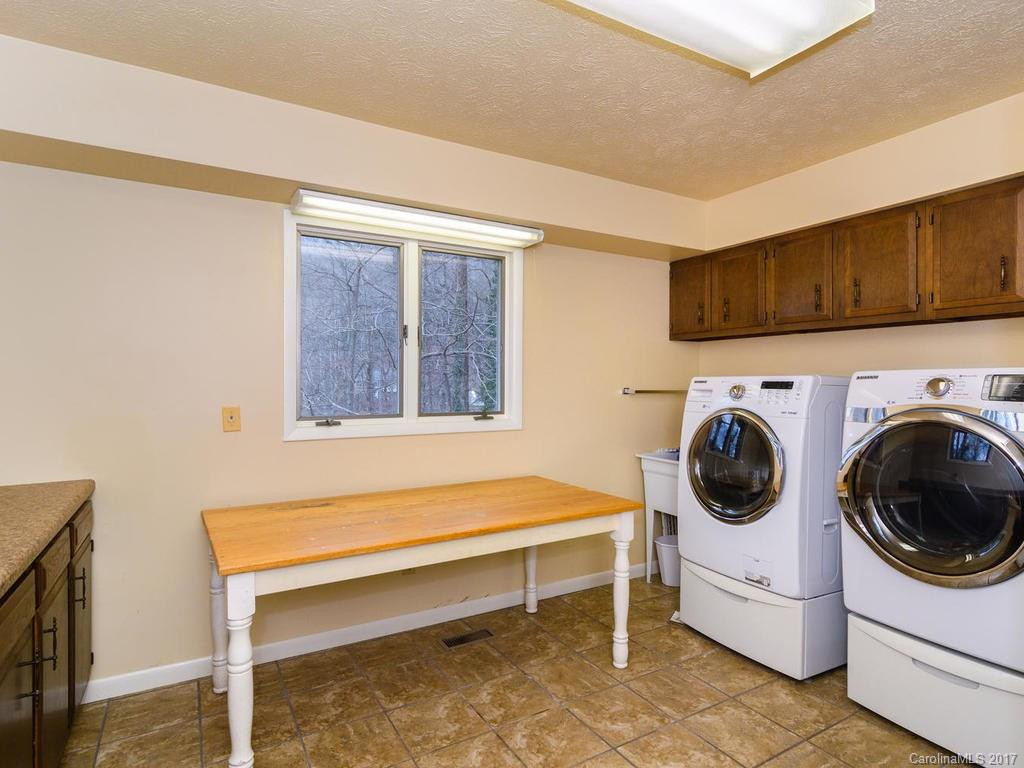 720 Greenwood Drive - Photo 18