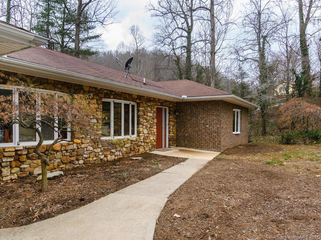 720 Greenwood Drive - Photo 3
