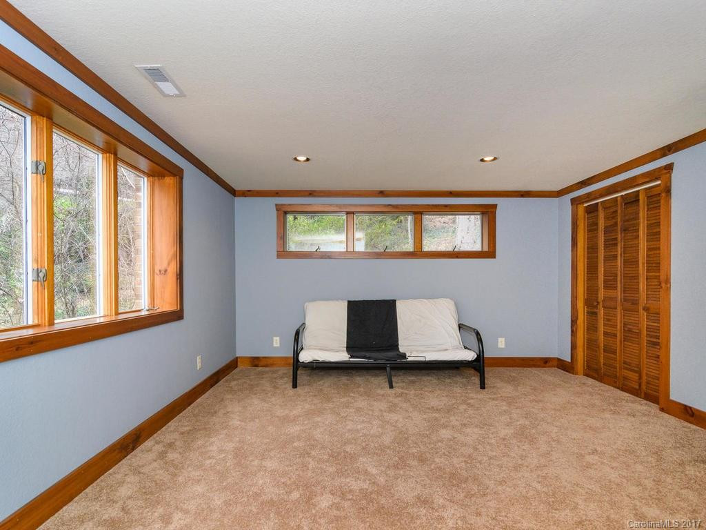 720 Greenwood Drive - Photo 21
