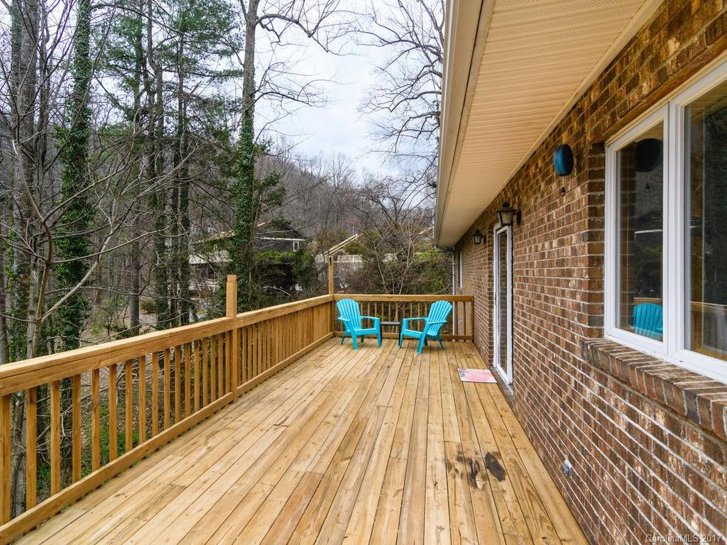 720 Greenwood Drive - Photo 5