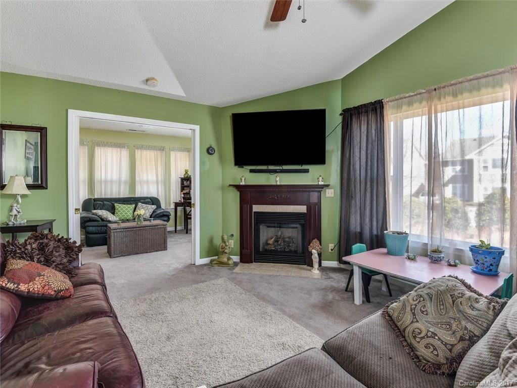 1606 Deermouse Way - Photo 5
