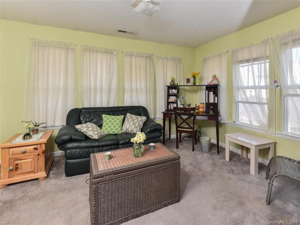 1606 Deermouse Way - Photo 7