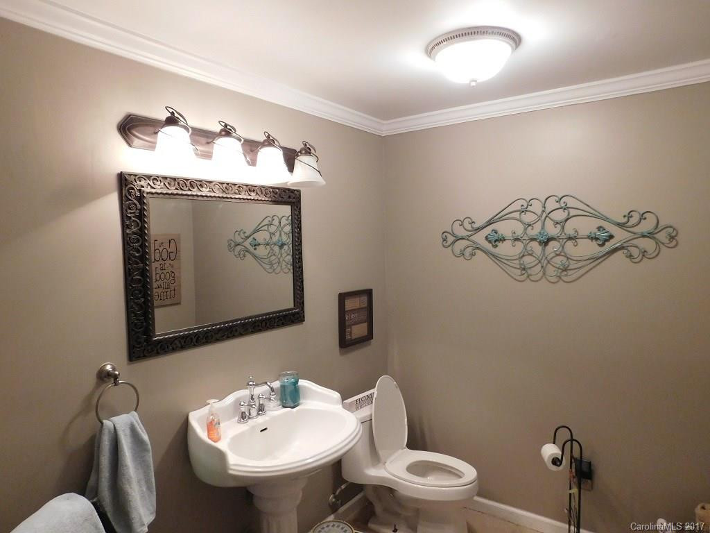 116 Breezewood Circle - Photo 15