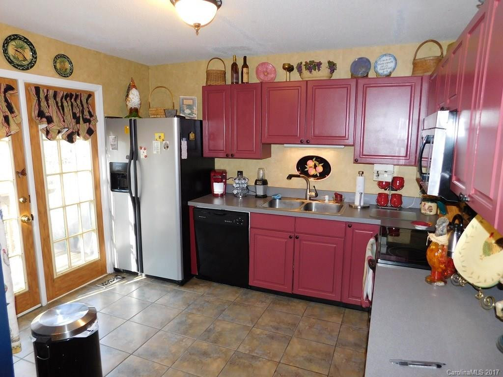 116 Breezewood Circle - Photo 7