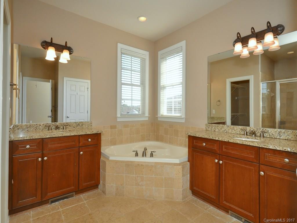 23 Dearborn Street - Photo 11
