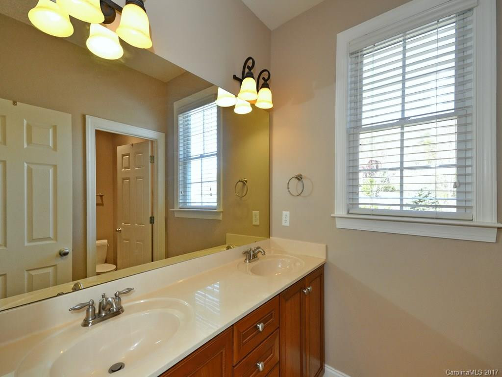 23 Dearborn Street - Photo 15