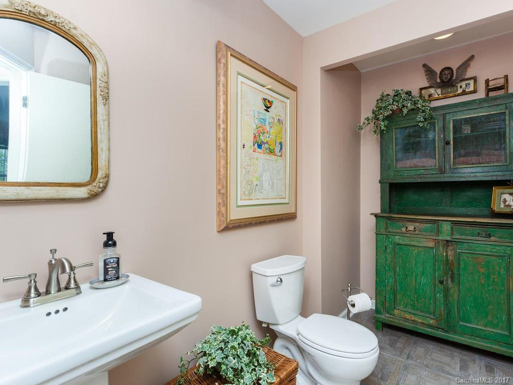 870 Park Place #n/a - Photo 16