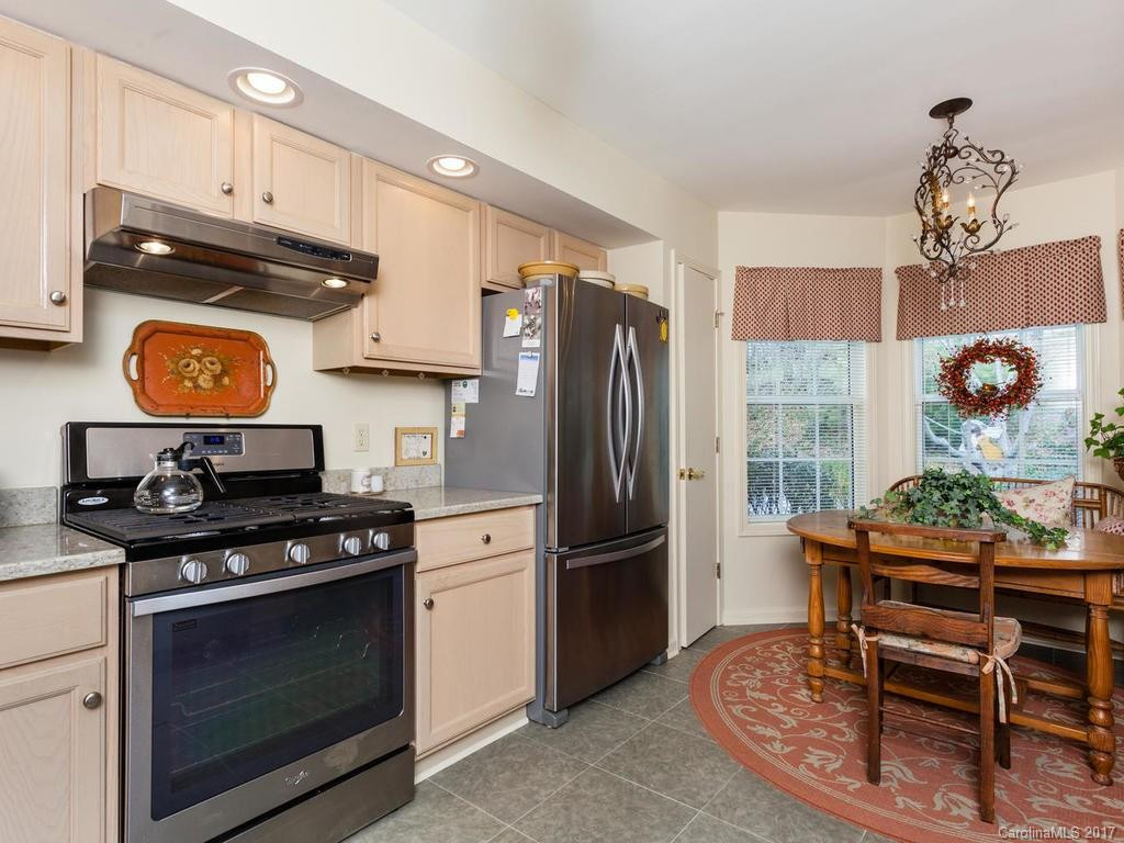 870 Park Place #n/a - Photo 9