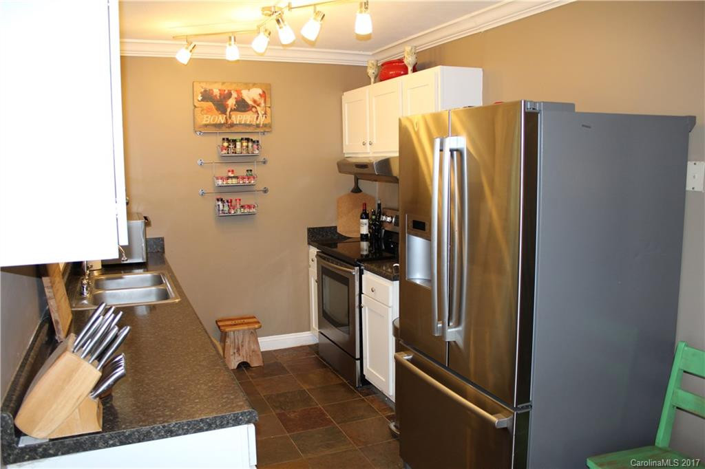 10 Hillview Circle - Photo 5