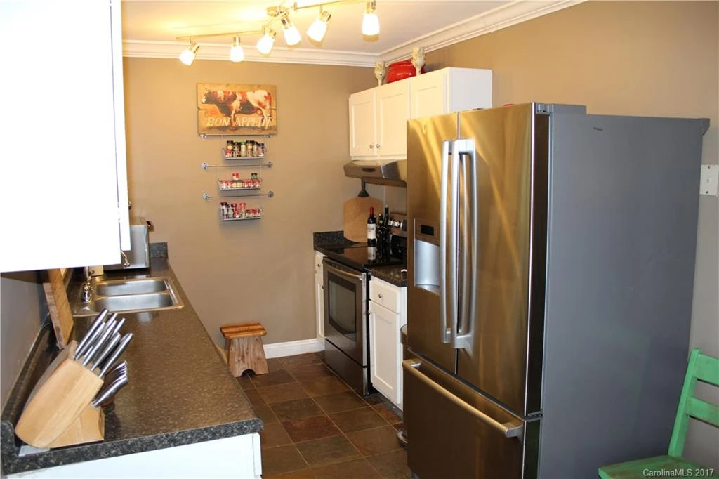 10 Hillview Circle - Photo 5