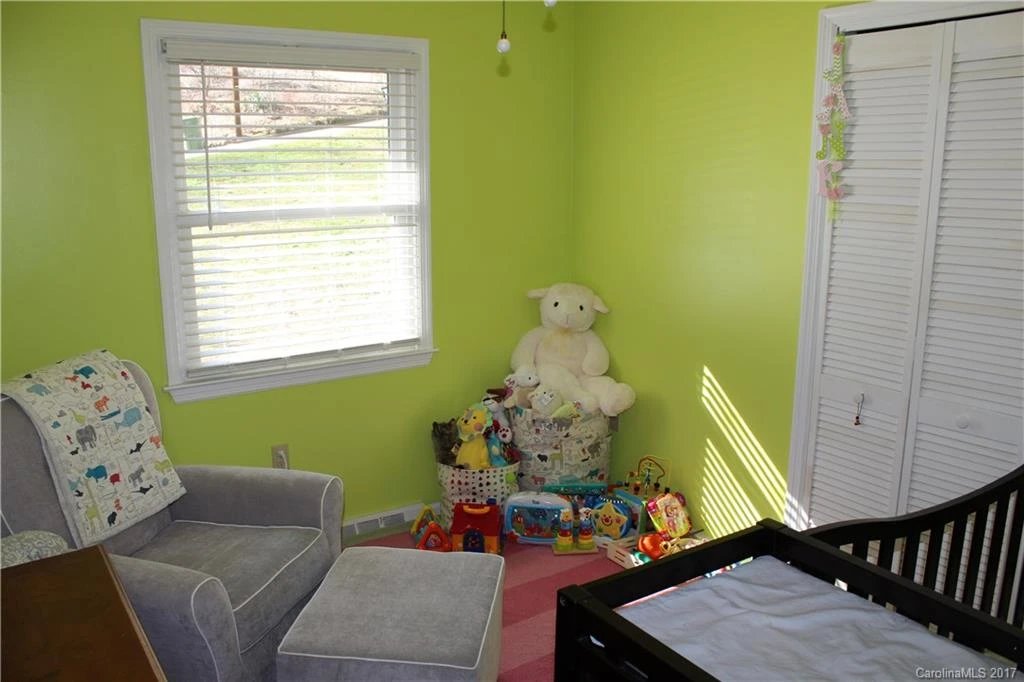 10 Hillview Circle - Photo 8