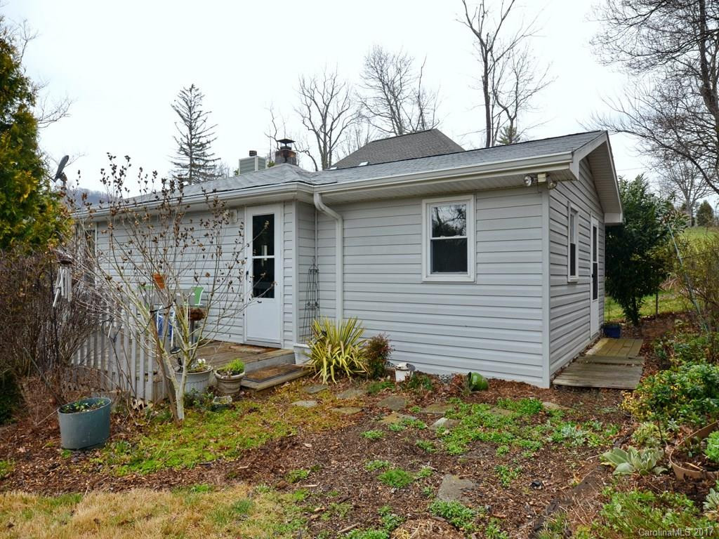 15 Miller Road