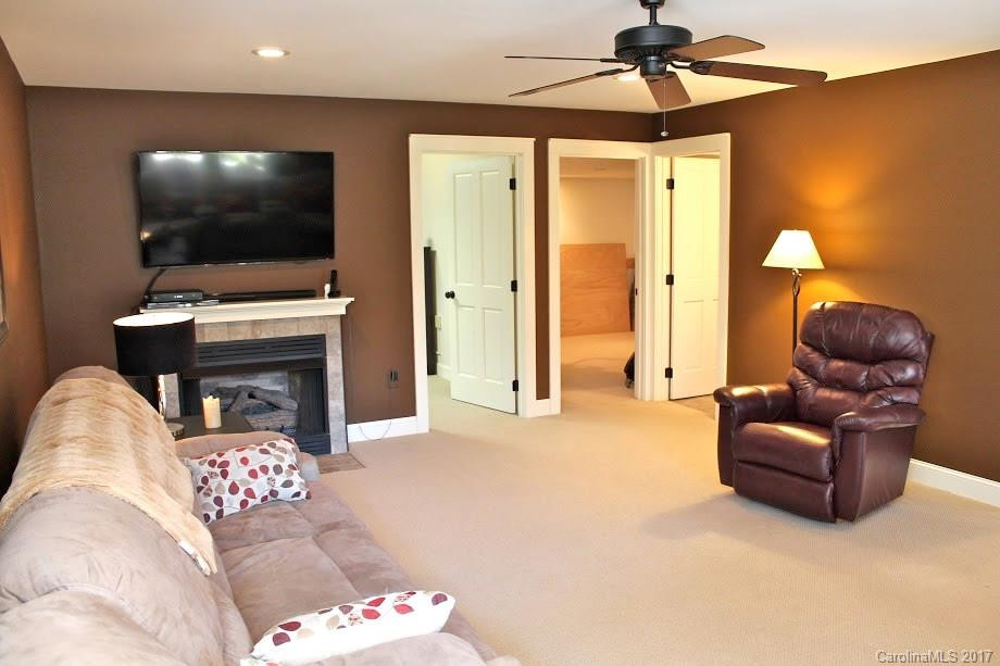 54 Cheshire Drive - Photo 15