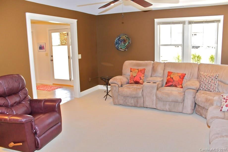 54 Cheshire Drive - Photo 16