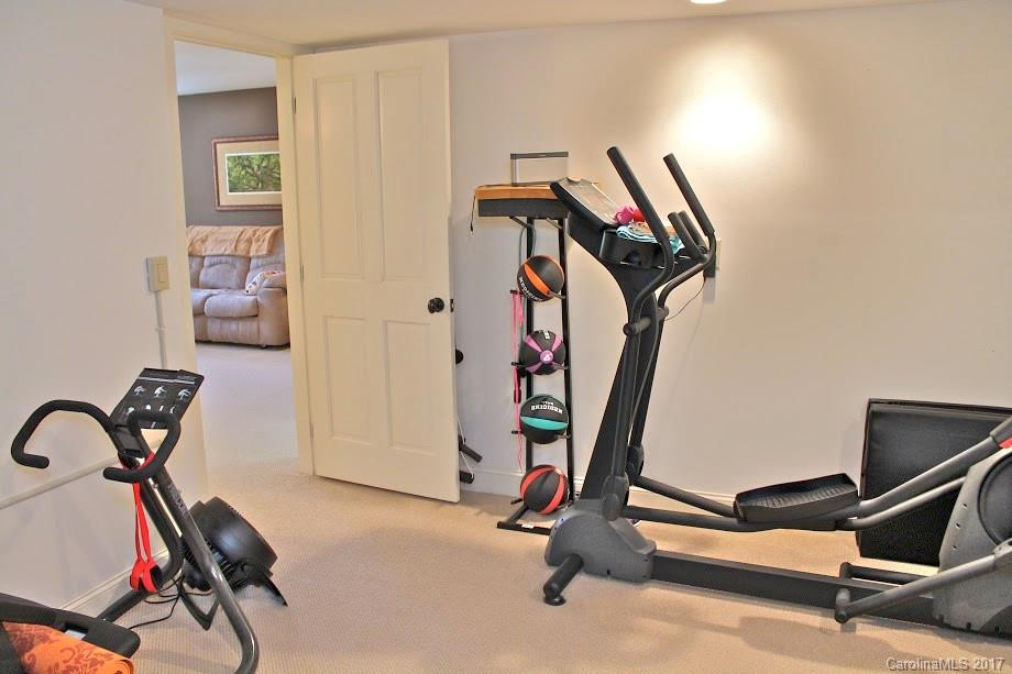 54 Cheshire Drive - Photo 17