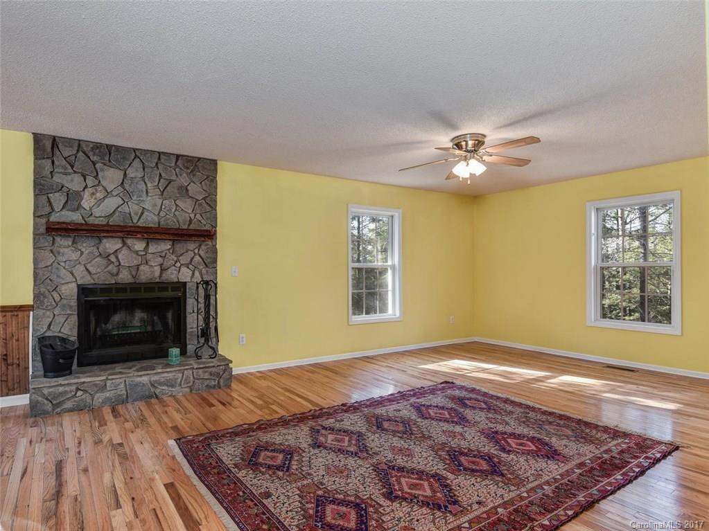 296 Whitt Branch Road - Photo 5