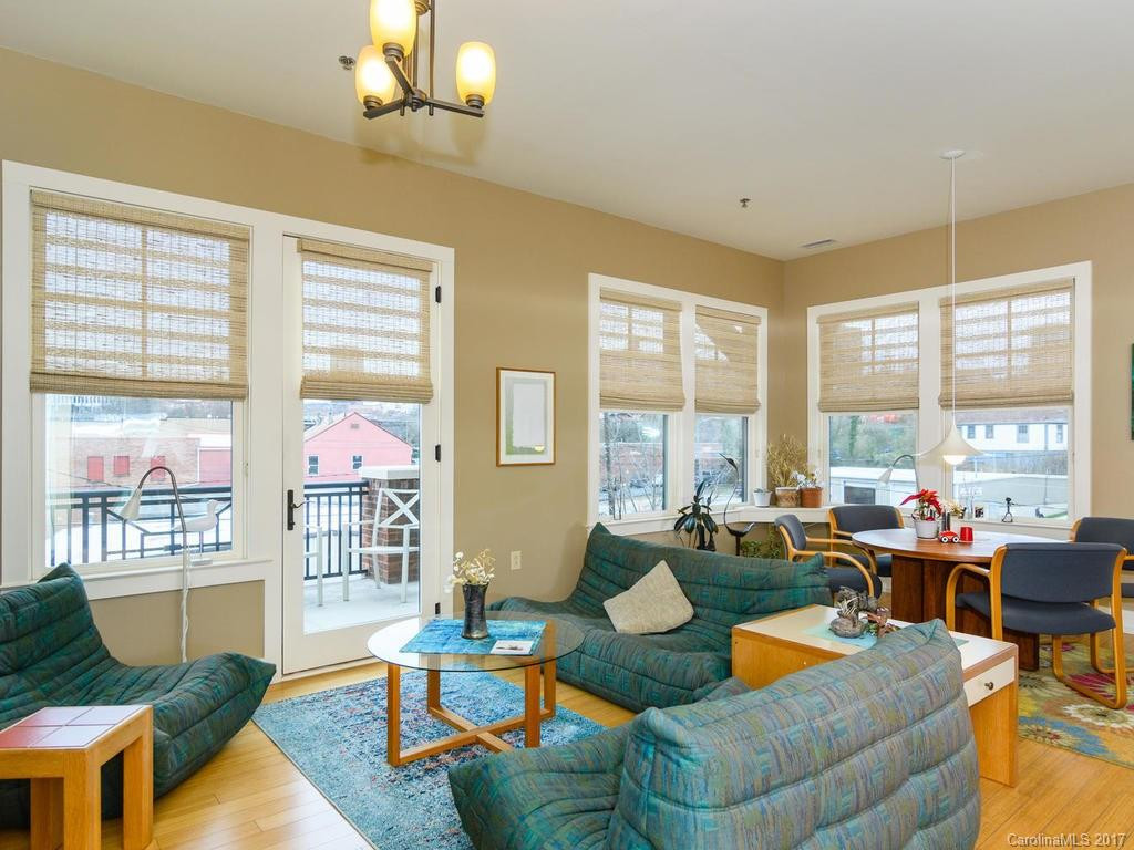 190 Broadway Street #303 - Photo 5