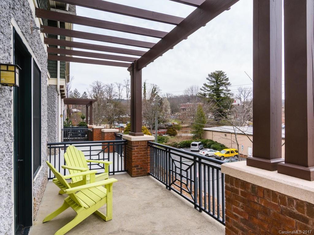 190 Broadway Street #303 - Photo 9