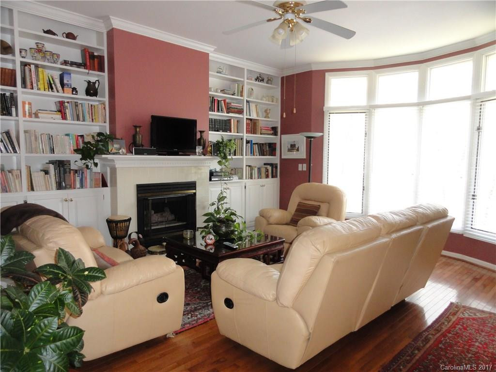 11 River Knoll Drive #11 - Photo 4
