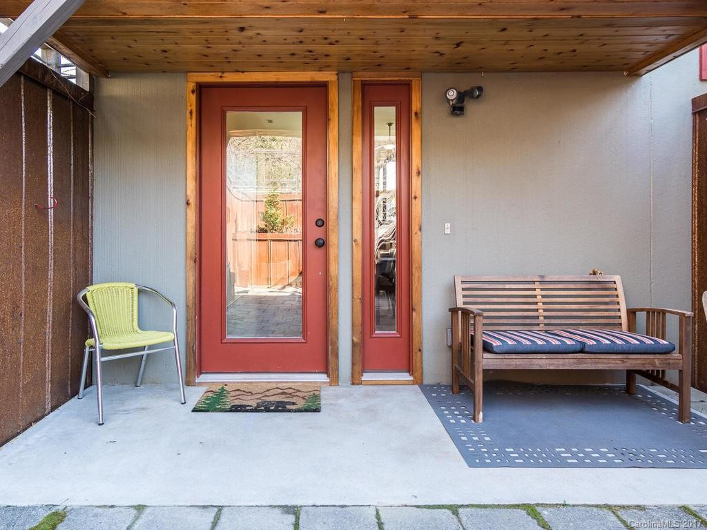 71 Joyner Avenue - Photo 2