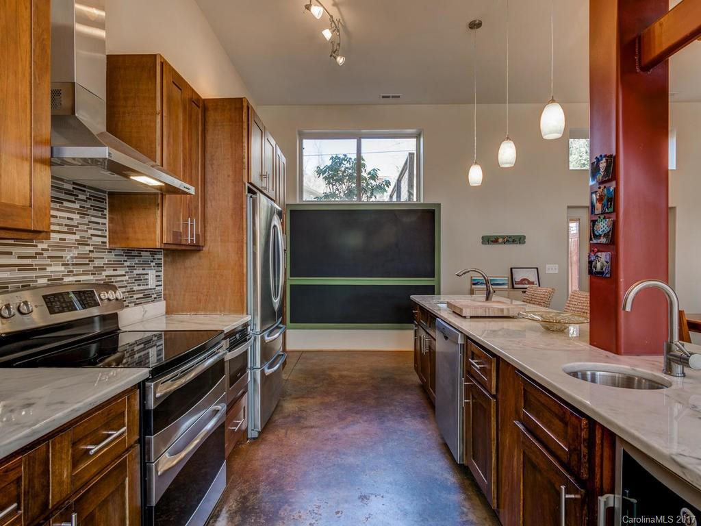 71 Joyner Avenue - Photo 7