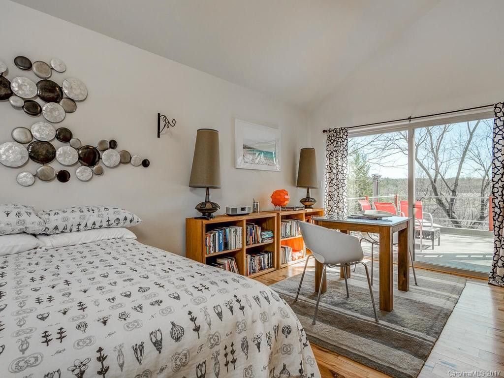 71 Joyner Avenue - Photo 9